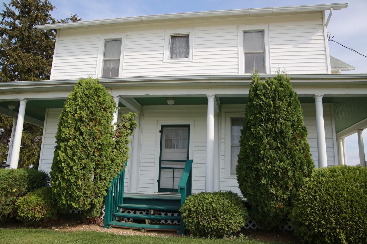 Field Of Dreams House Apartment Dyersville Bagian luar foto